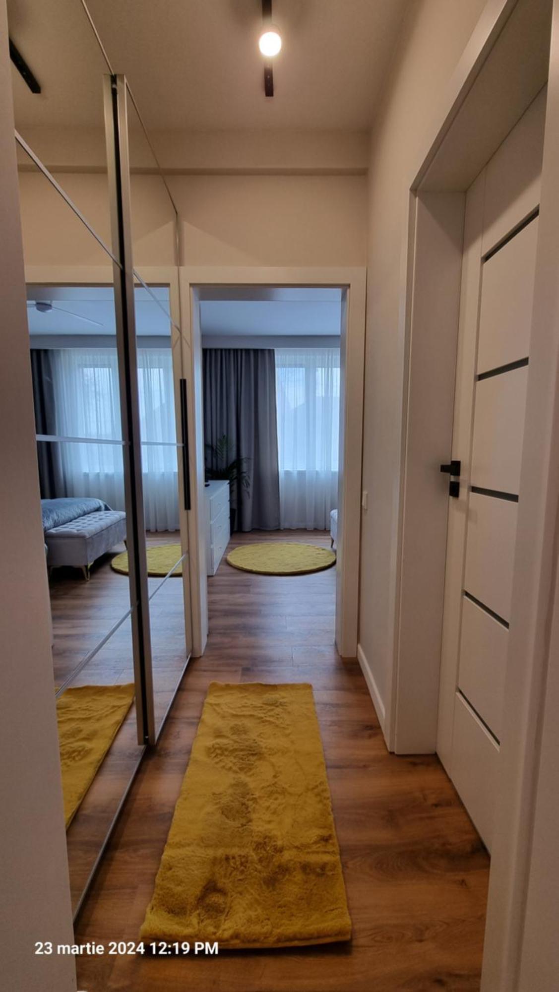 Nico'S Stylish Apartment Satu Mare Exterior foto